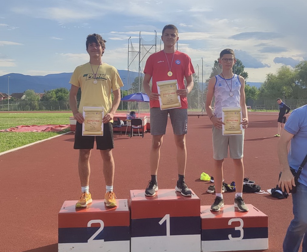 Medalje za atletičare Radničkog
