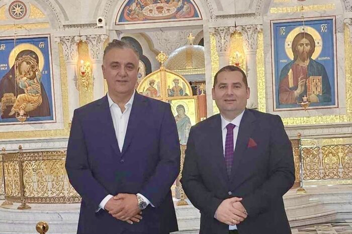 Direktori RGZ-a i RUGIP-a, mr Borko Drašković i mr Dragan Stanković, prisustvovali molebanu u Hramu svetog Save