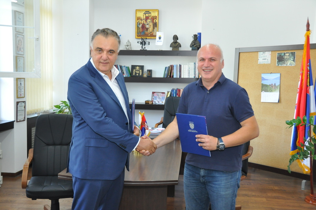 Potpisan sporazum o preseljenju SKN Zvezdara u zgradu opštine: Saradnja za efikasnije rešavanje imovinsko-pravnih pitanja