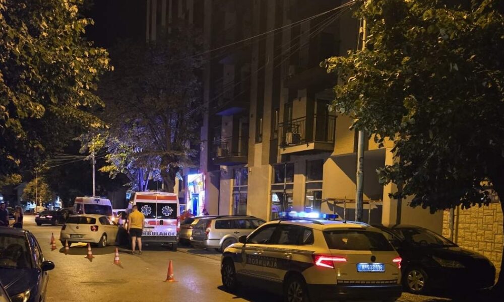 (FOTO)Sudar Hitne pomoći i putničkog automobila u ulici Vojvode Putnika