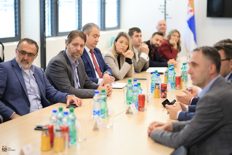 Prva zgrada Inovacionog distrikta tokom 2025. godine
