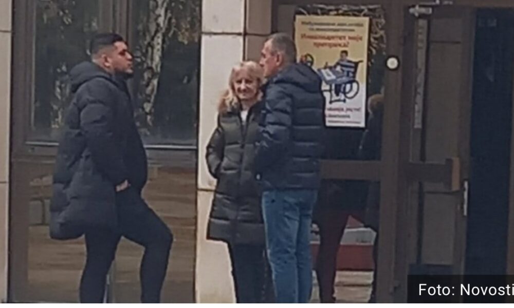 “Đilasovci”organizuju blokade u Kragujevcu: Dostavljena pomoć “studentima”