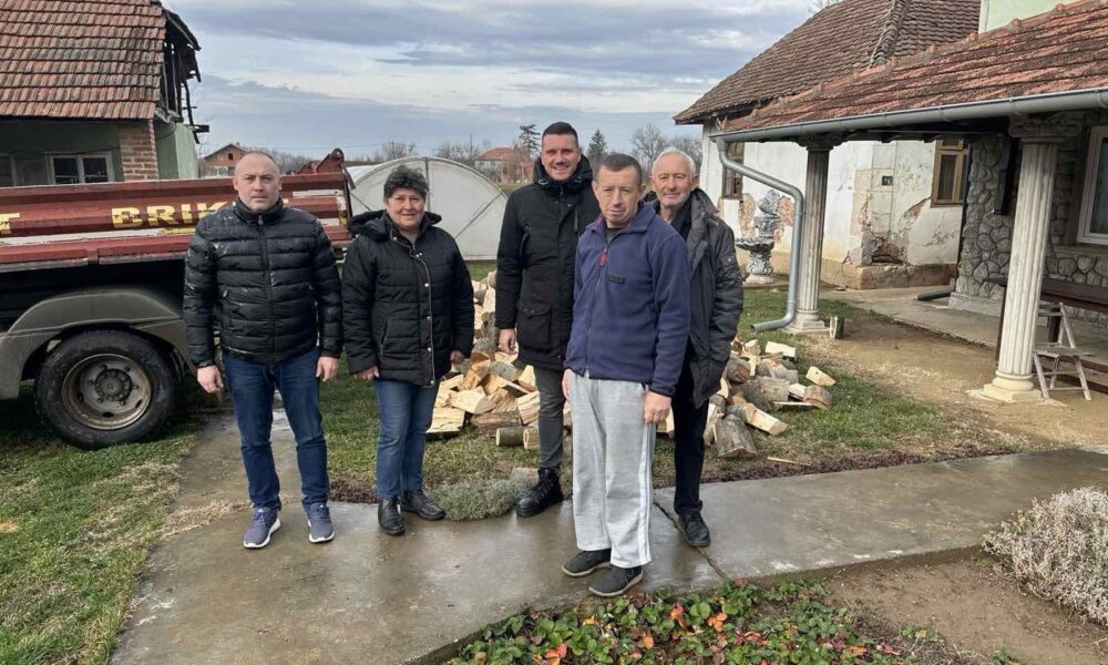 Opština Smederevska Palanka uručila pomoć Ranku Saviću iz Pridvorica