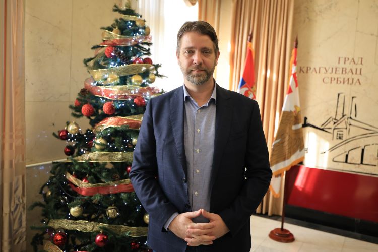 Novogodišnja čestitka gradonačelnika Kragujevca