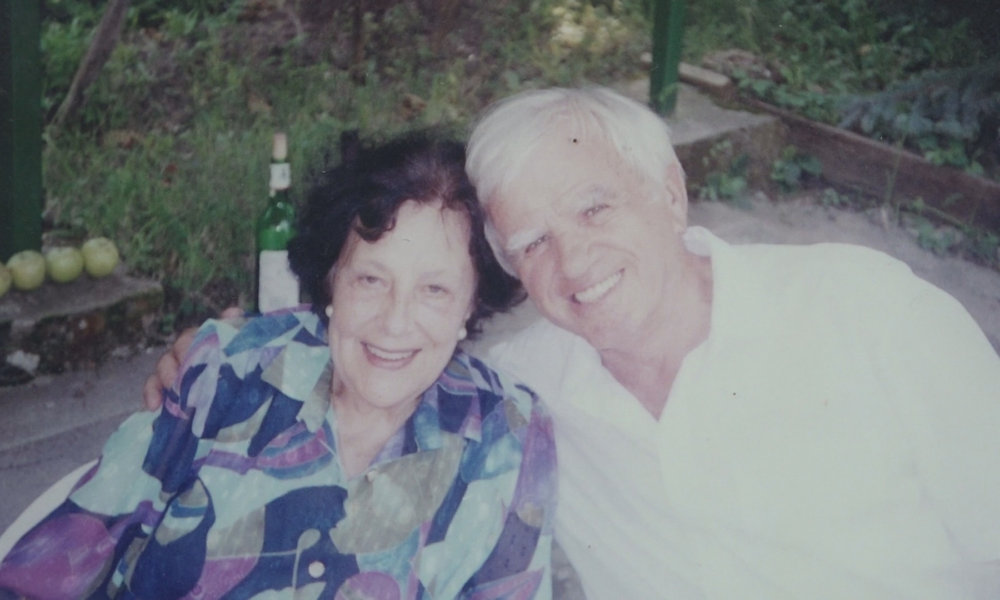 Ljubav jača od smrti: Marija (104) i Bogoljub (97) preminuli istog dana, držeći se za ruke