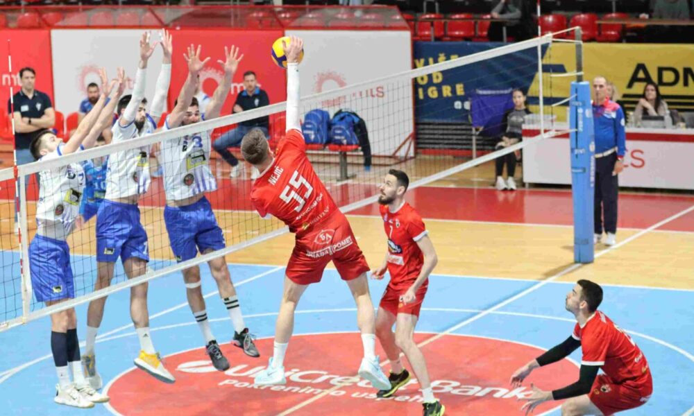 Radnički se plasirao u polufinale