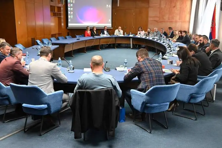 Grad Kragujevac potpisao dva ugovora sa Ministarstvom zaštite životne sredine