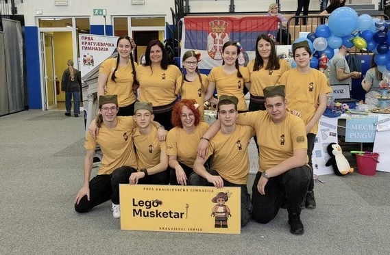 Grad Kragujevac bio spreman da pruži podršku LEGO timu Prve kragujevačke gimnazije