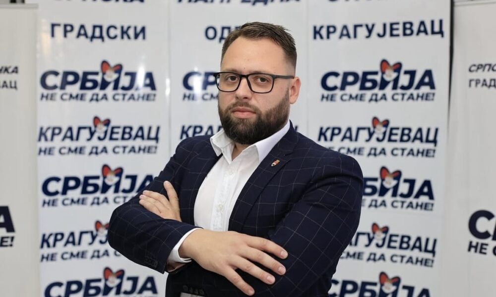 LAZOVIĆ stao uz DAŠIĊA  i MOMČILOVIĆA: Šef odborničke grupe SNS pozvao političke aktere na humanost i jedinstvo