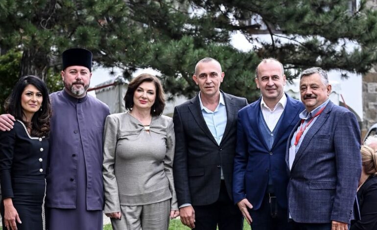 Miris grožđa, pesma i tradicija: U srcu Topole počela 62. Oplenačka berba