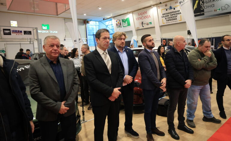 Auto EXPO 2025 svečano otvoren na Šumadija sajmu: Dve decenije tradicije i vrhunskih automobilskih noviteta