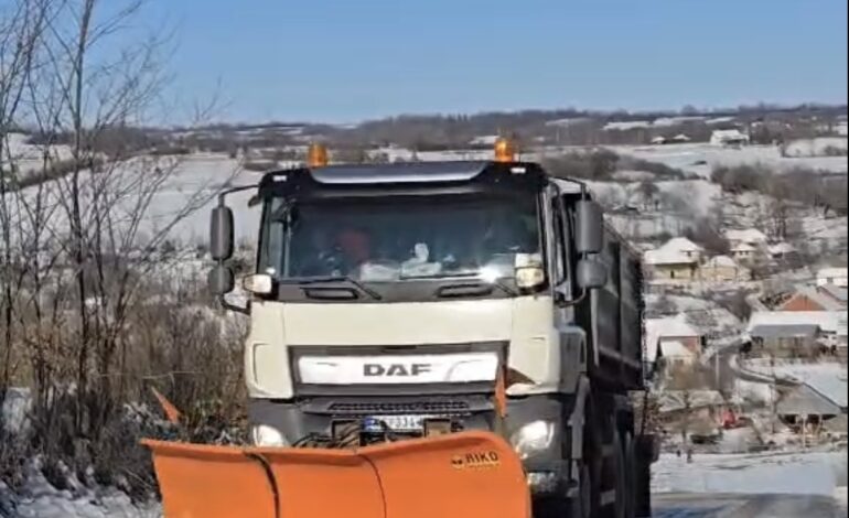 Ekipe JKP „Šumadija“ ne staju: čiste se i najudaljeniji seoski putevi