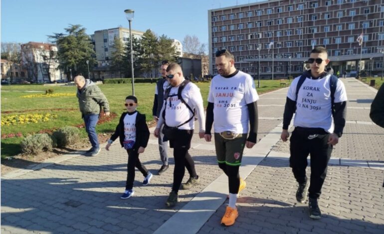 BRATSKA LJUBAV JAČA OD UMORA: Osmogodišnji Jakov pešači od Kragujevca do Beograda da spase sestru Janju – potrebno još 48.000 evra