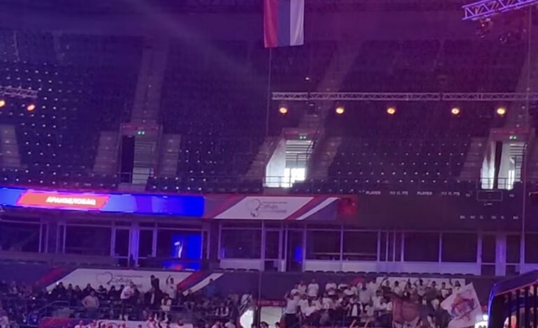 ARENA DUPKE PUNA: Veliki skup SNS počinje u 16 časova, Vučić šalje važnu poruku pred lokalne izbore