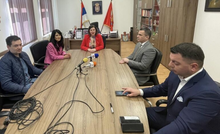 PREDSEDNICA VUKOVIĆ UGOSTILA MINISTRA: Novi kampovi za decu iz dijaspore i poziv za Vidovdanski sabor