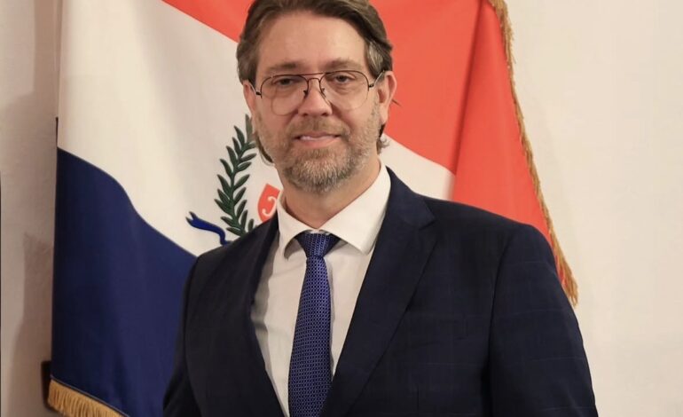 Dašić čestitao Vaskrs: Neka nas praznik podseti na ljubav, razumevanje i solidarnost