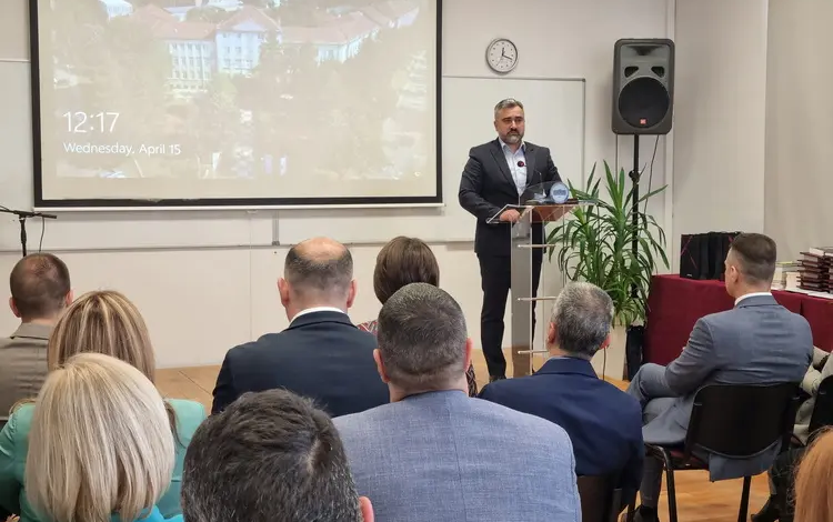 PMF u Kragujevcu obeležio 54 godine rada: Više od pola veka znanja, nauke i uspeha