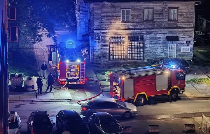 Požar u restoranu „Regent“ kod Sokolane brzo ugašen: vatrogasci sprečili veću štetu