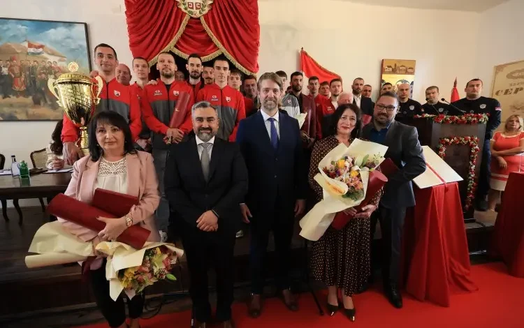 Kragujevac na Đurđevdan: priznanja najboljima i jasna vizija razvoja