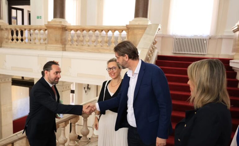 Dašić ugostio ambasadore Francuske i Švajcarske: Kragujevac predstavio potencijale za nove investicije i razvoj