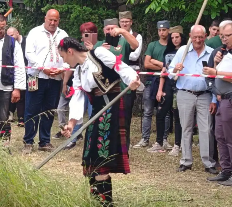 Šumadijski duh živi kroz „Kosidbu u Grbičkom rajcu“