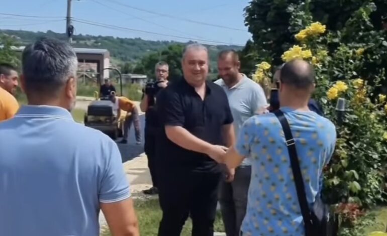 Posle decenija problema sa vodom i blatom: JKP Šumadija završila asfaltiranje u Uglješnici