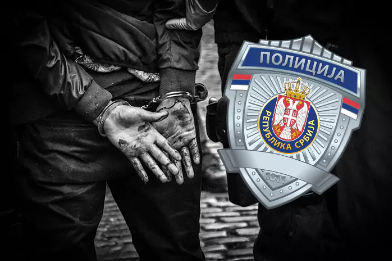 Opljačkao kladionicu u Kragujevcu uz pretnju nožem, novac pronađen kod njega