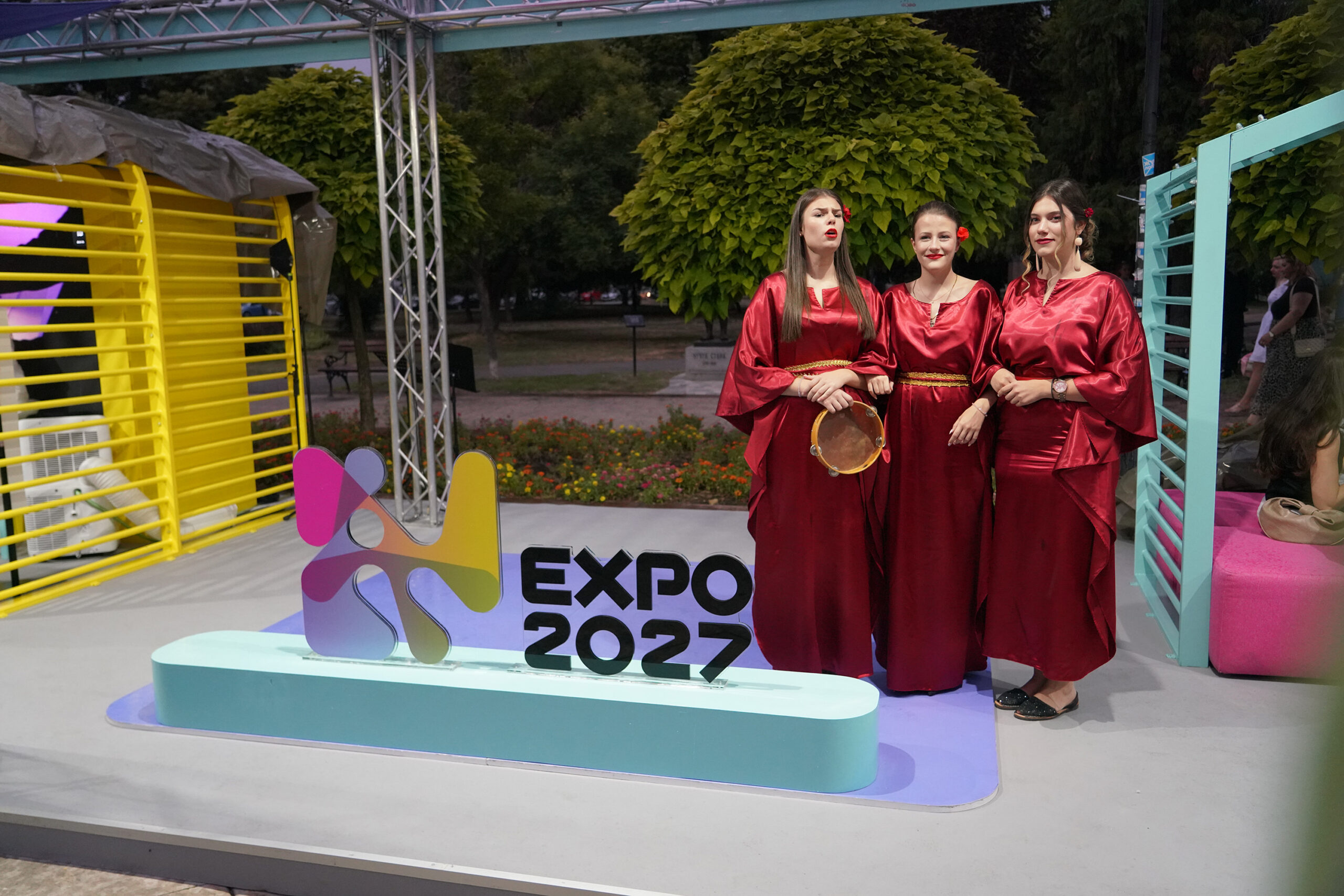 Negotin u znaku EXPO 2027: Muzika, tradicija i sport okupili građane na Trgu Stevana Mokranjca