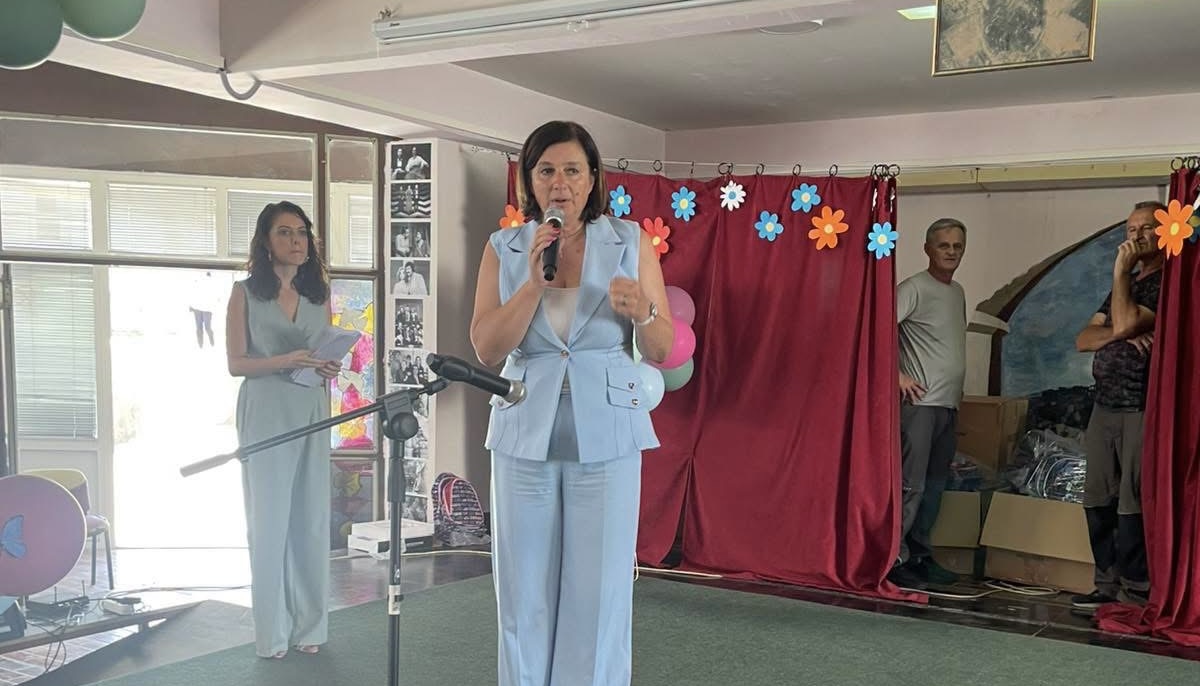 Jasna Vuković poželela prvacima uspešan početak školovanja: Opština Topola uz najmlađe đake