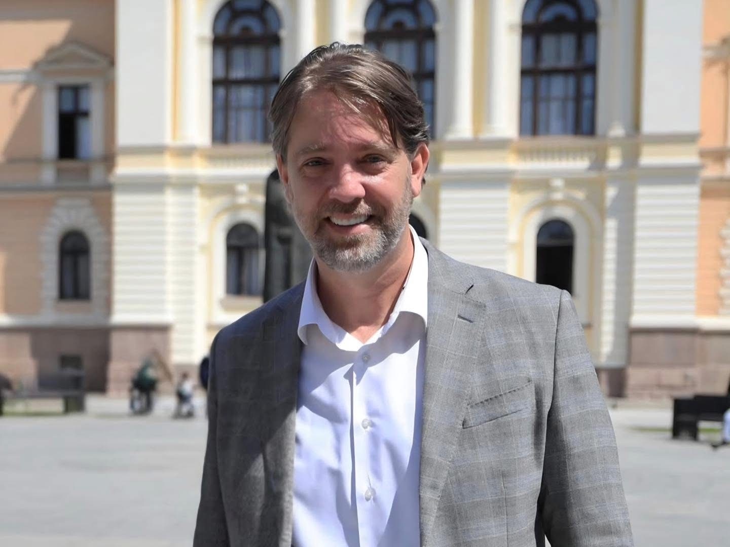 Gradonačelnik čestitao prof. dr Slobodanu Milisavljeviću na prestižnom priznanju