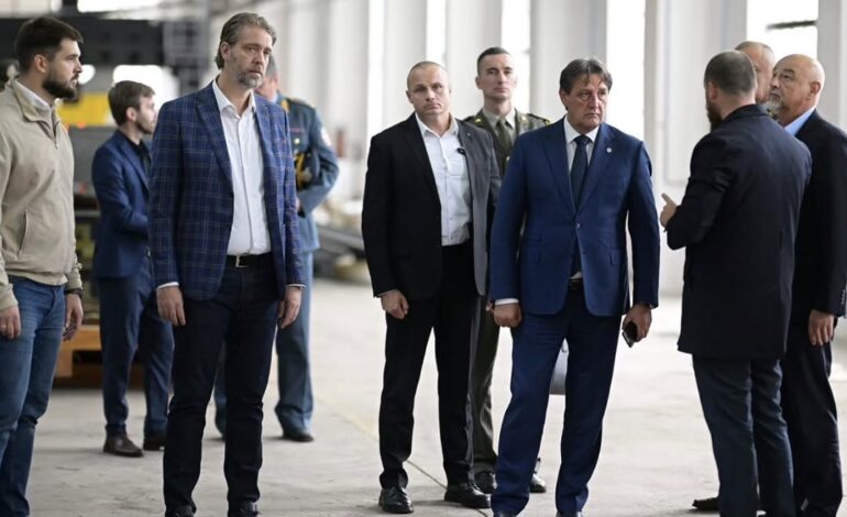 Dašić i Gašić u „Zastavi“: Šta je dogovoreno o investicijama, modernizaciji i položaju radnika?